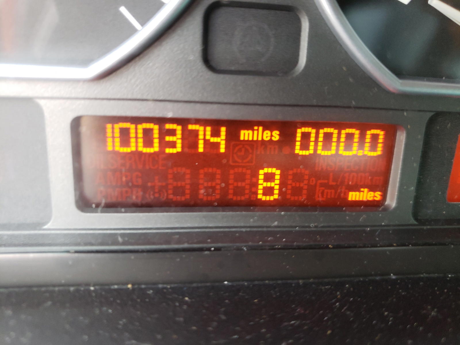 Photo 8 from auction – 2004 BMW 330 XI with VIN WBAEW53474PN32940