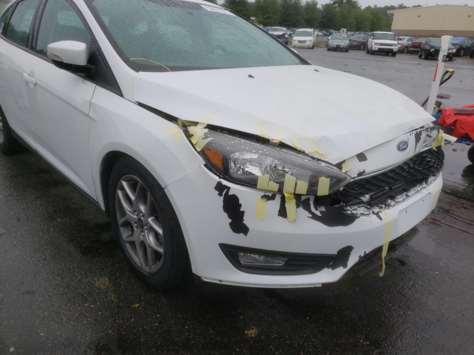 Photo 9 from auction – 2015 FORD FOCUS SE with VIN 1FADP3K20FL338458