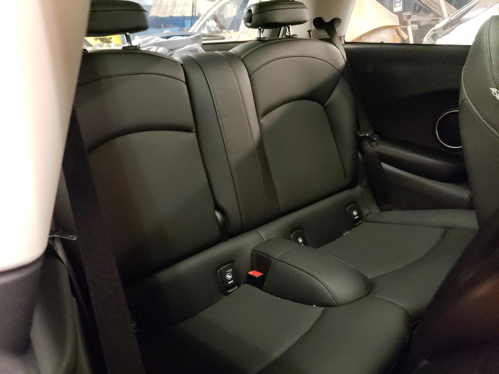 Photo 6 from auction – 2015 MINI COOPER S with VIN WMWXP7C54F2A40153
