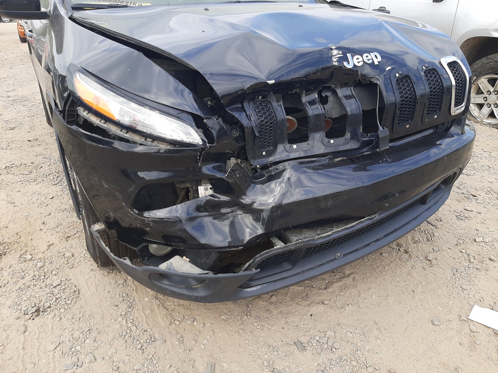 Photo 9 from auction – 2016 JEEP CHEROKEE L with VIN 1C4PJLCB7GW177713