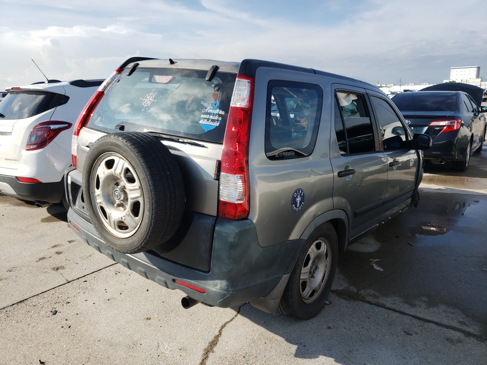 Photo 4 from auction – 2006 HONDA CR-V LX with VIN JHLRD68596C000345