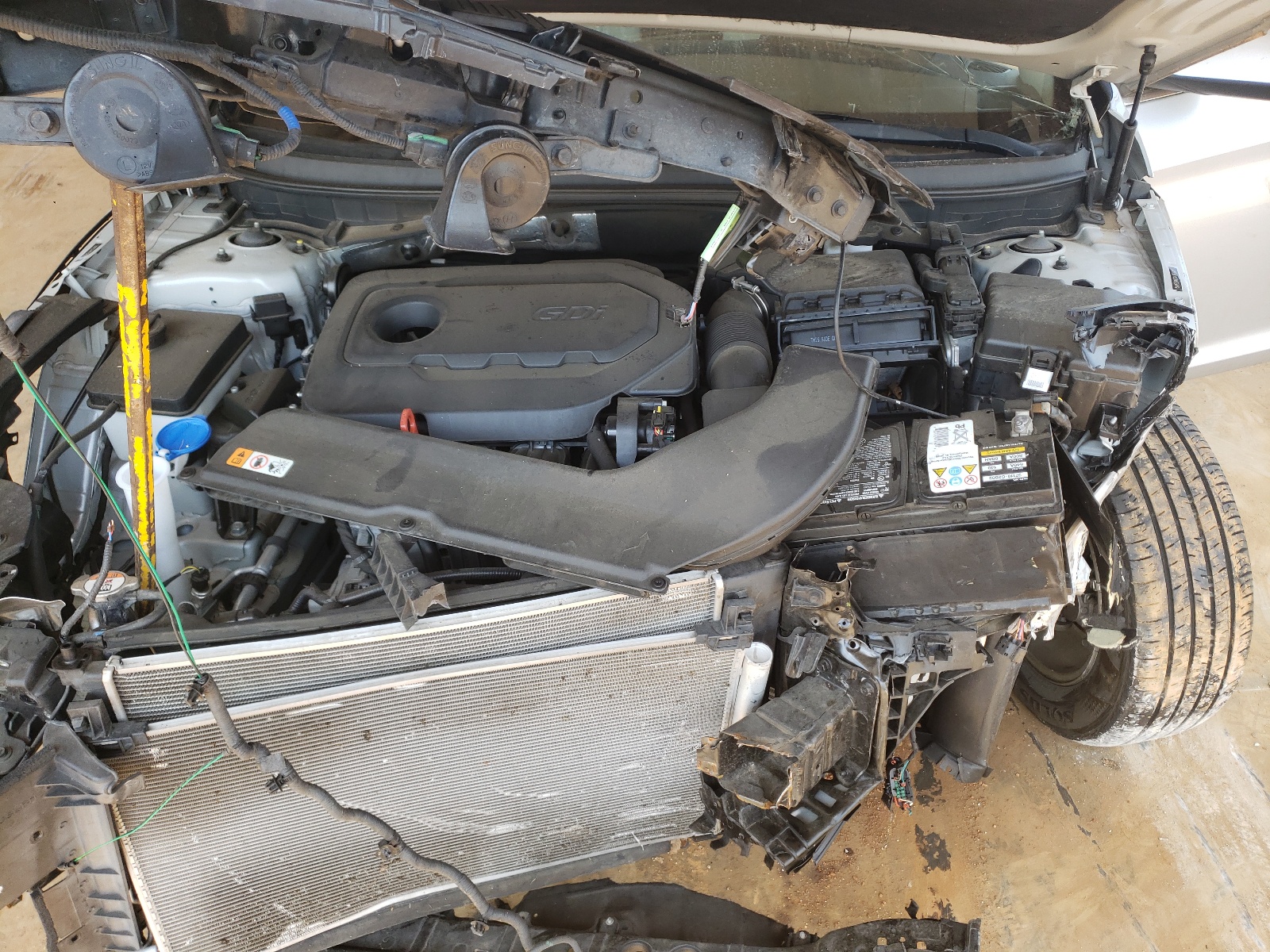 Photo 7 from auction – 2016 HYUNDAI SONATA SE with VIN 5NPE24AF2GH382927