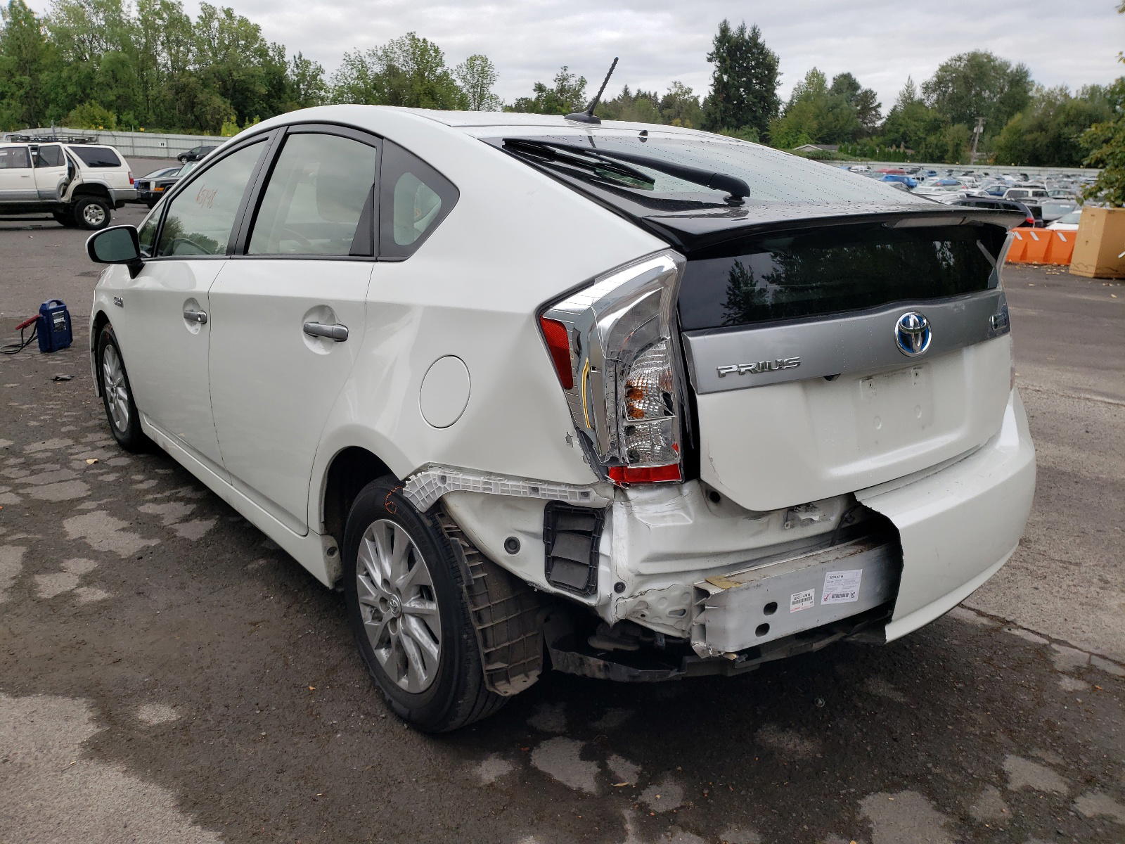 Photo 3 from auction – 2012 TOYOTA PRIUS PLUG with VIN JTDKN3DP9C3026148