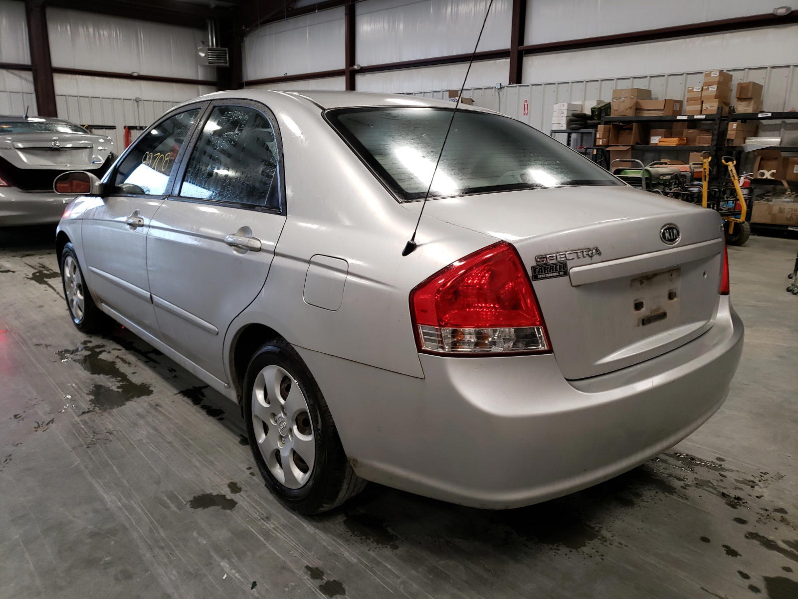 Photo 3 from auction – 2008 KIA SPECTRA EX with VIN KNAFE121685500943