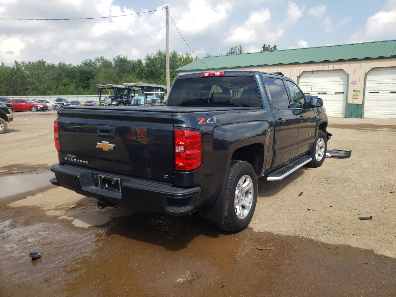 Photo 4 from auction – 2018 CHEVROLET SILVERADO with VIN 3GCUKREC8JG474097
