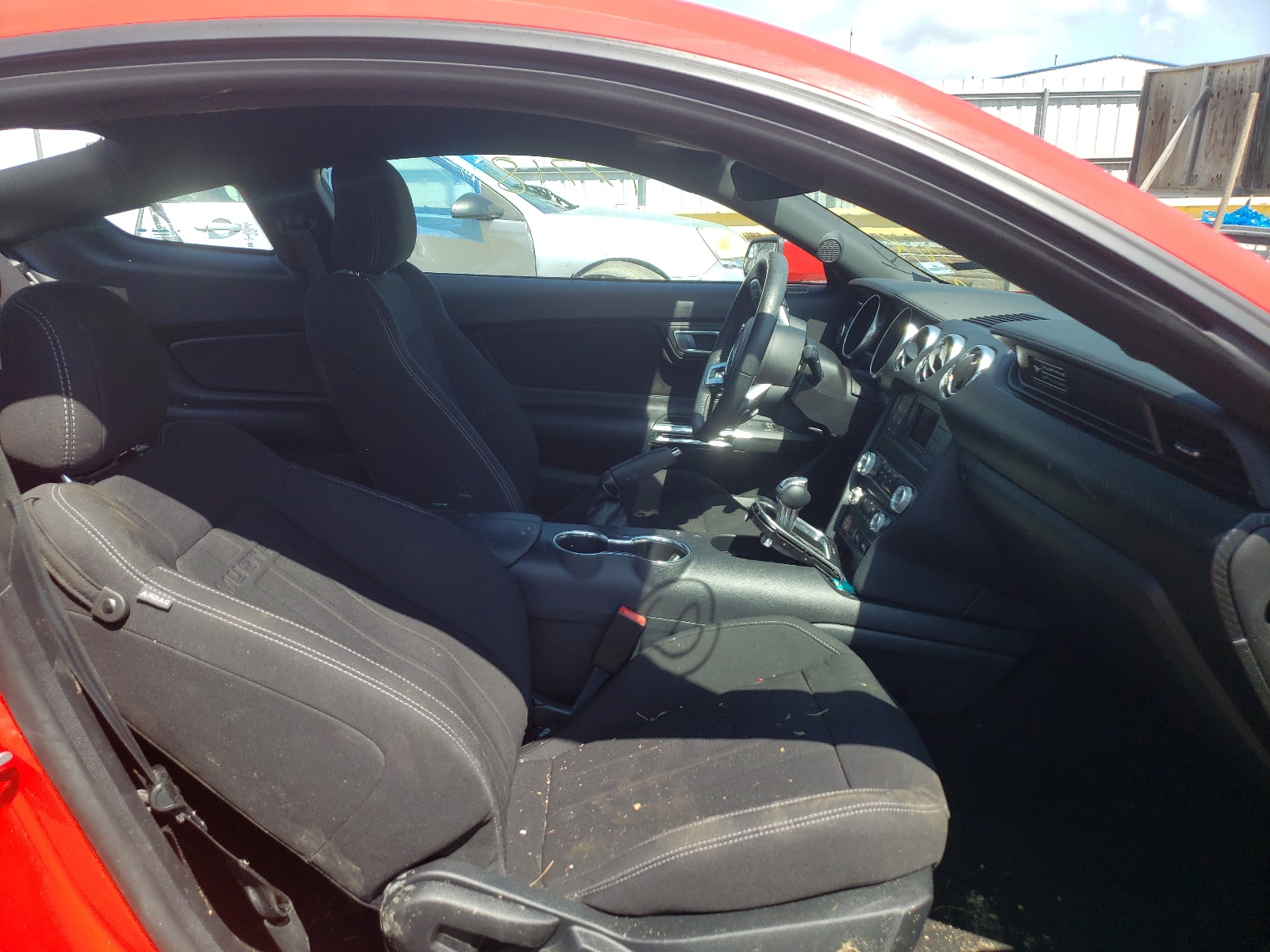 Photo 5 from auction – 2020 FORD MUSTANG with VIN 1FA6P8TH8L5149663