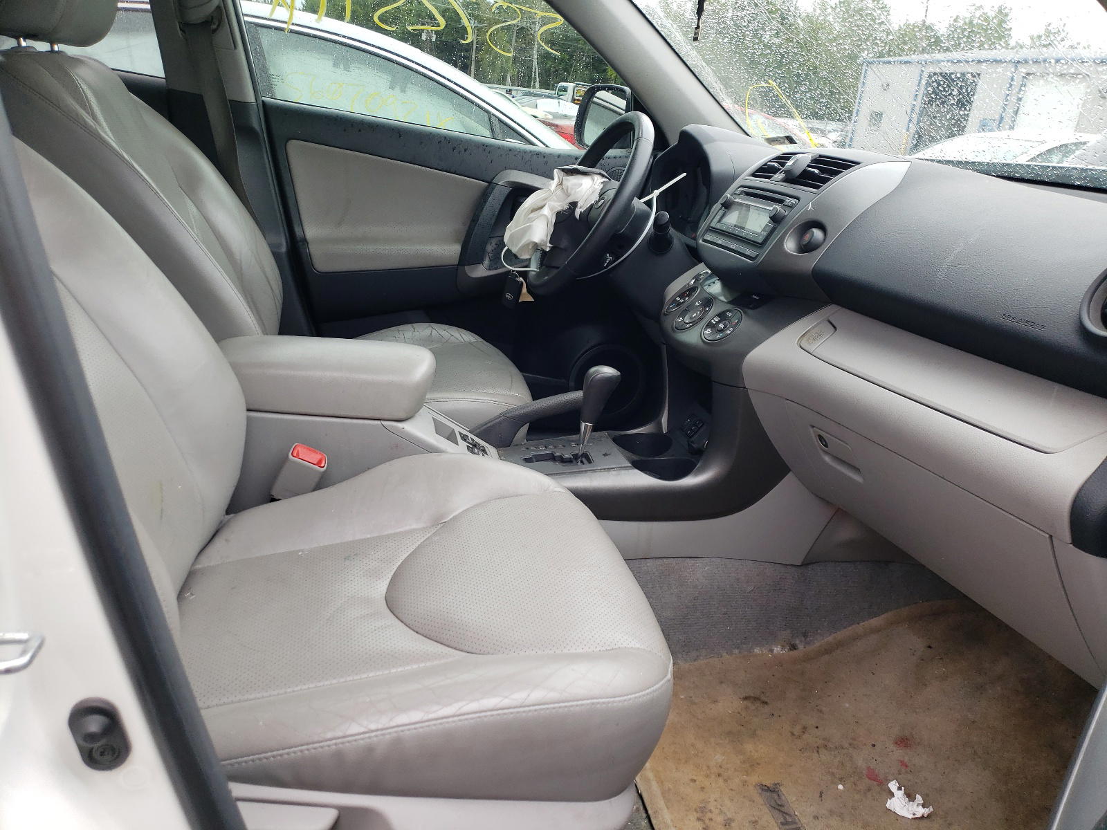 Photo 5 from auction – 2012 TOYOTA RAV4 LIMIT with VIN 2T3DF4DV6CW254518