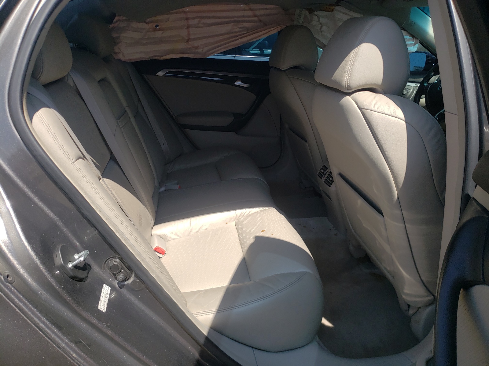 Photo 6 from auction – 2007 ACURA TL with VIN 19UUA66227A040970