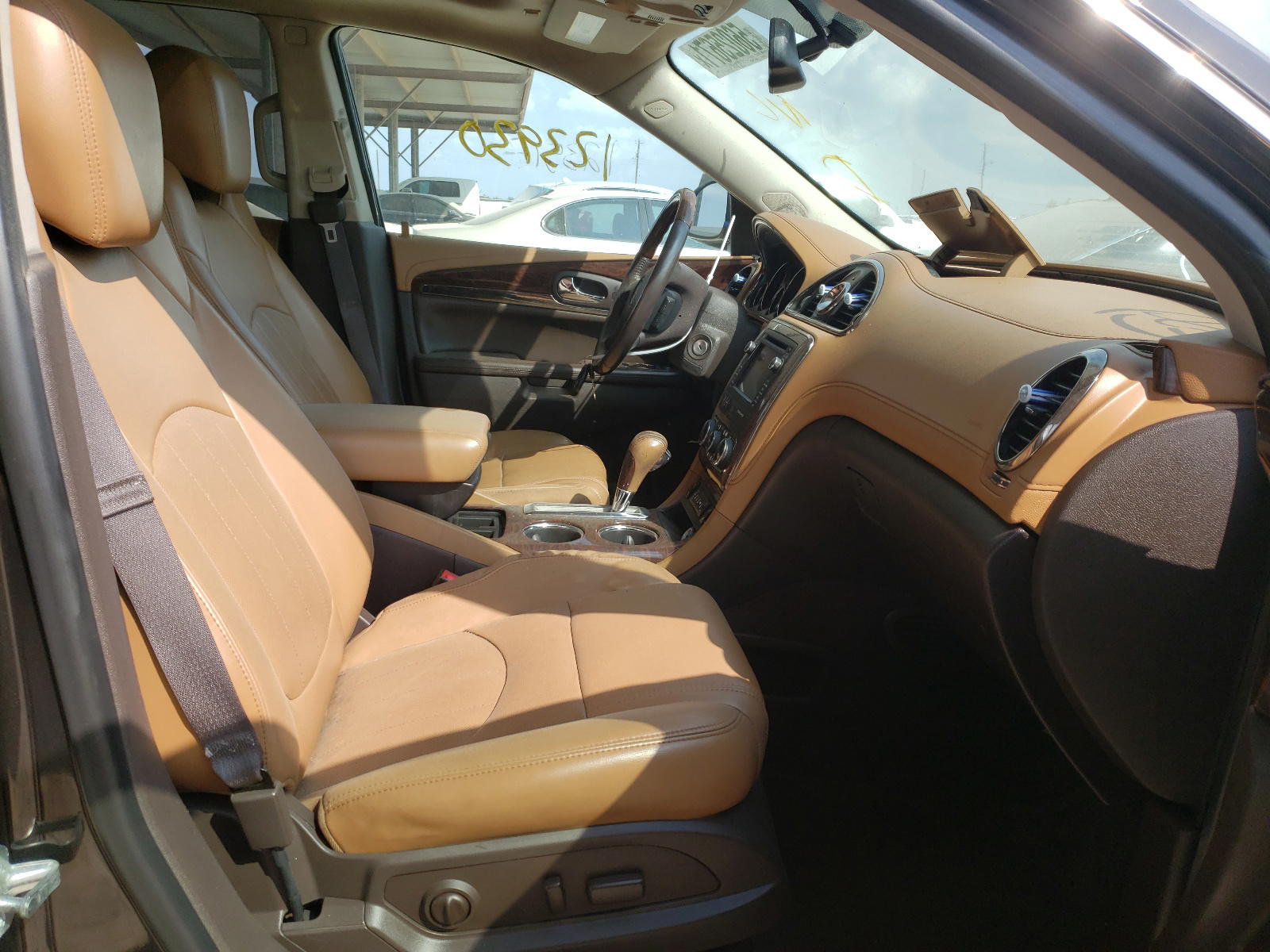 Photo 5 from auction – 2014 BUICK ENCLAVE with VIN 5GAKRBKD1EJ231468
