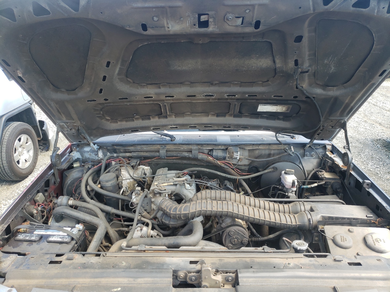 Photo 7 from auction – 1995 FORD F150 with VIN 1FTEF14H0SLA15058