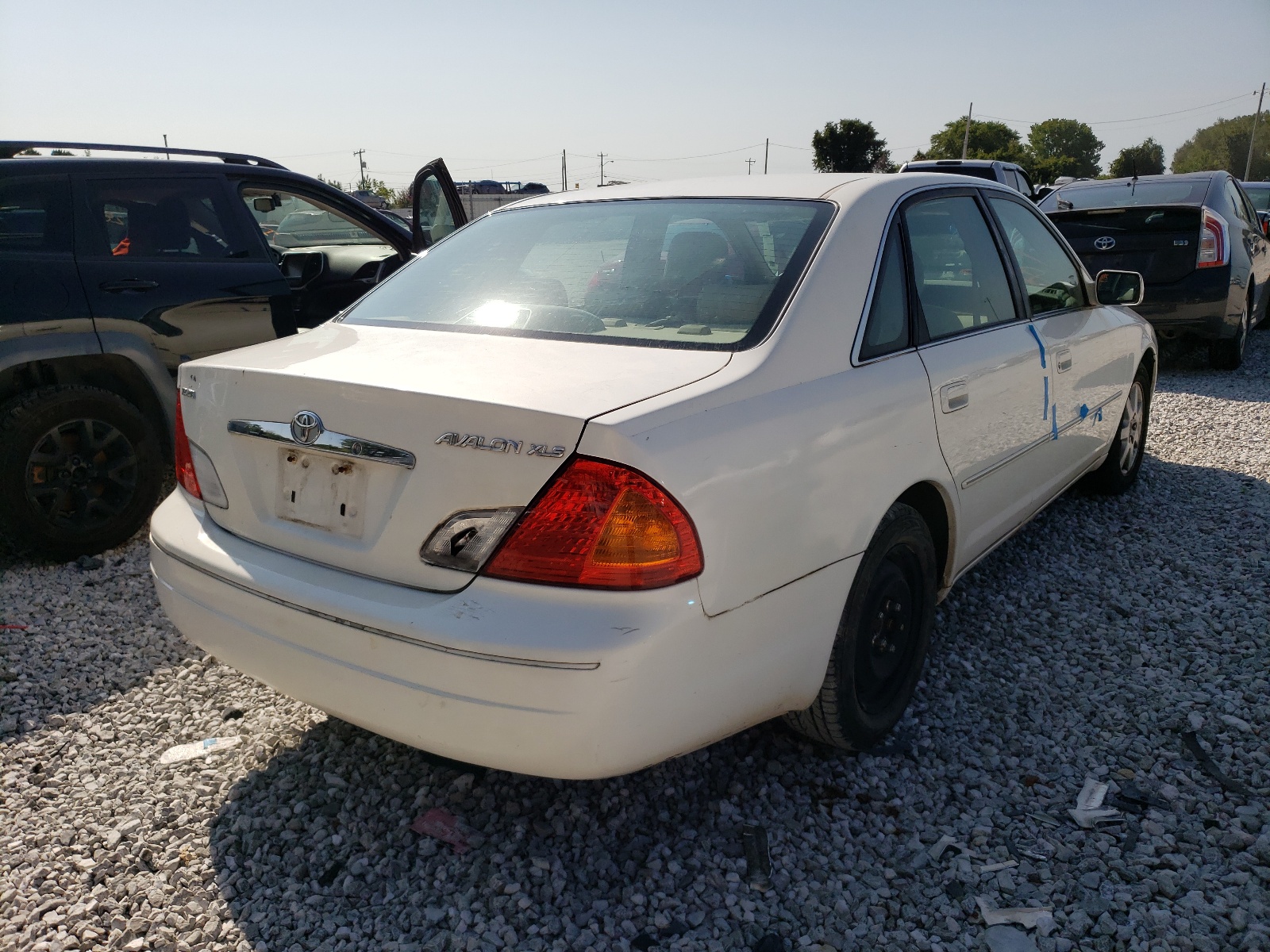 Photo 4 from auction – 2002 TOYOTA AVALON XL with VIN 4T1BF28B62U199328