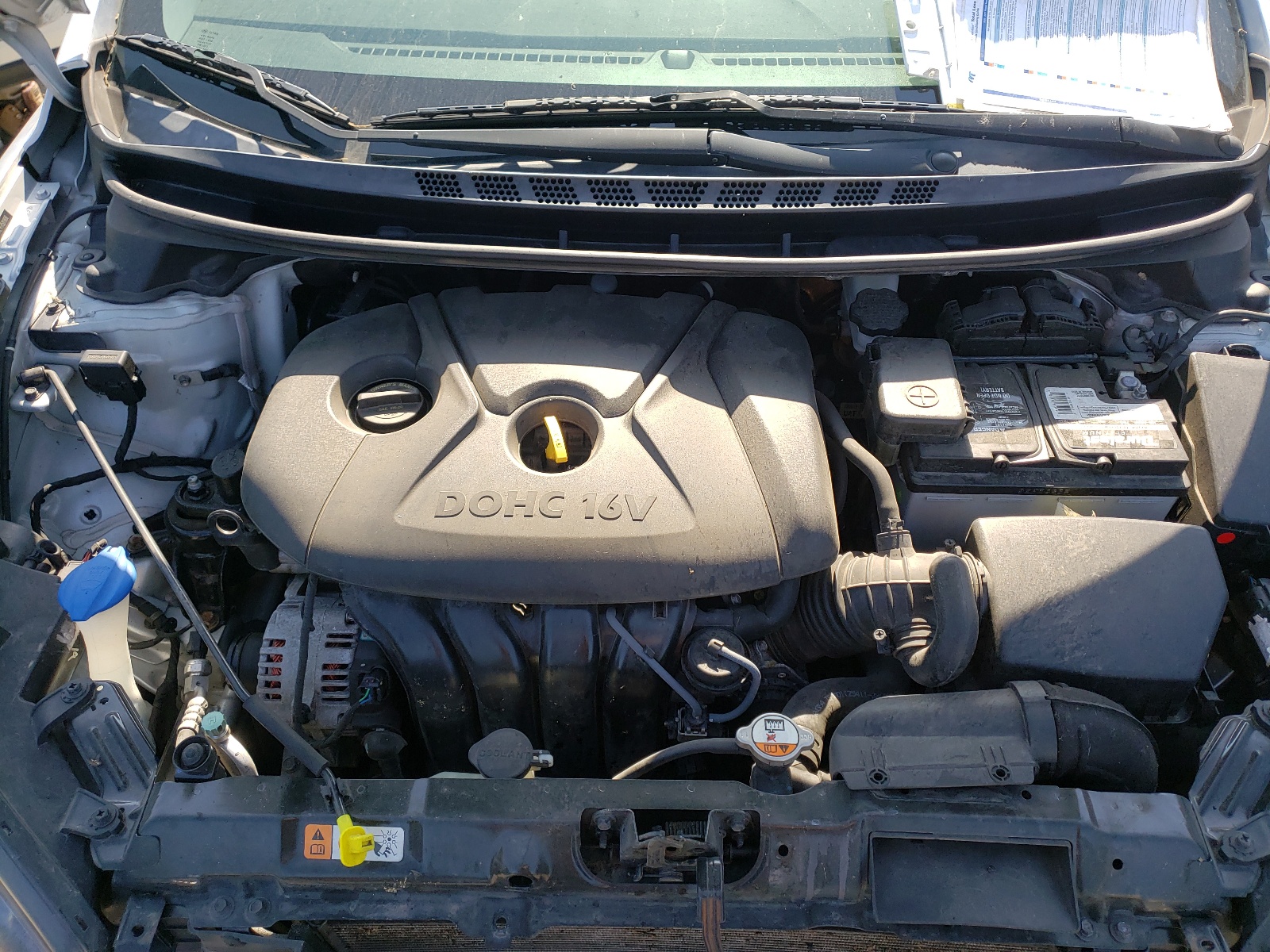 Photo 7 from auction – 2015 HYUNDAI ELANTRA SE with VIN 5NPDH4AE7FH581908
