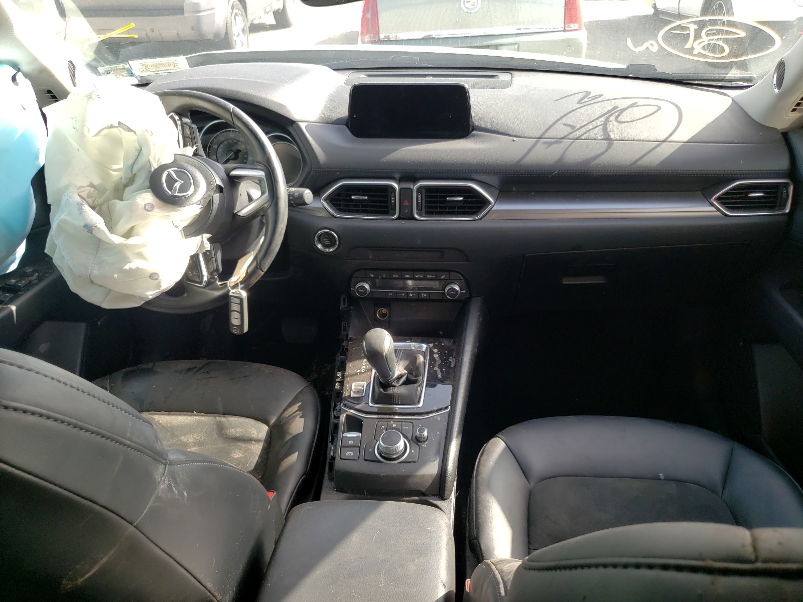 Photo 9 from auction – 2019 MAZDA CX-5 TOURI with VIN JM3KFBCM3K1517444