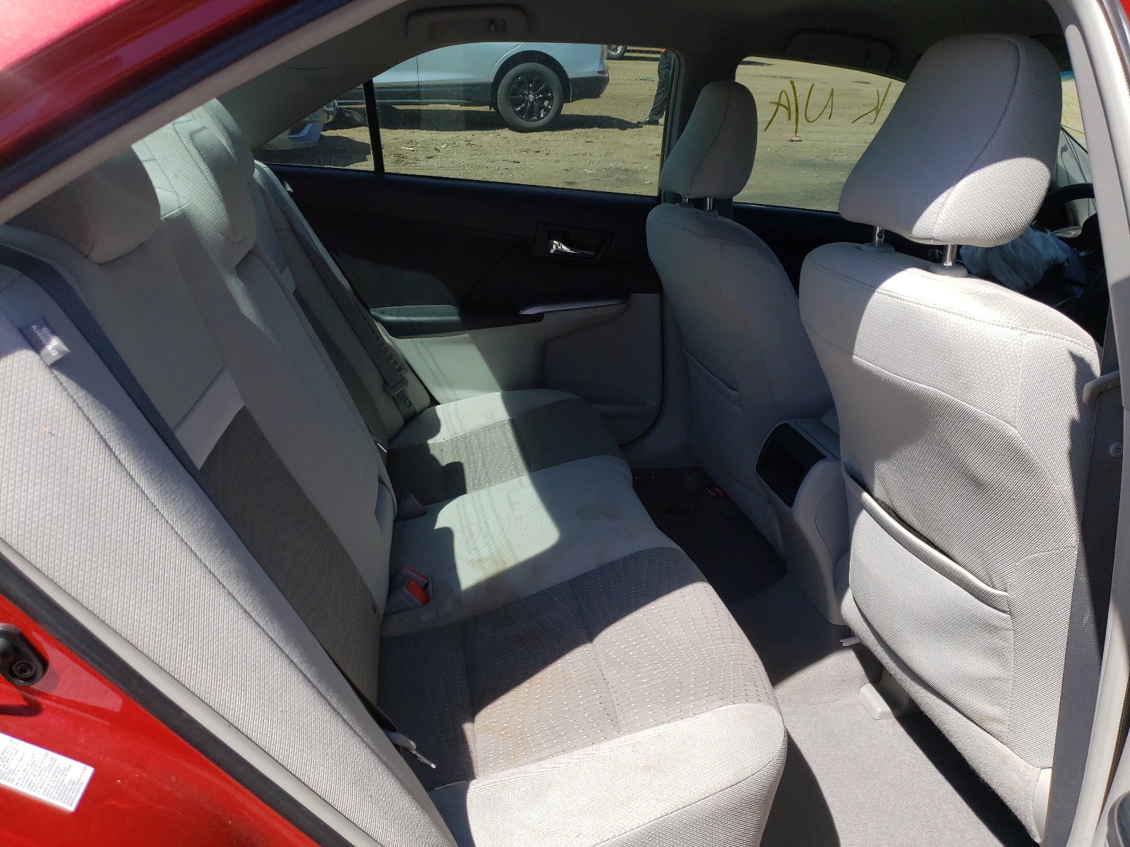 Photo 6 from auction – 2012 TOYOTA CAMRY HYBR with VIN 4T1BD1FK2CU048782