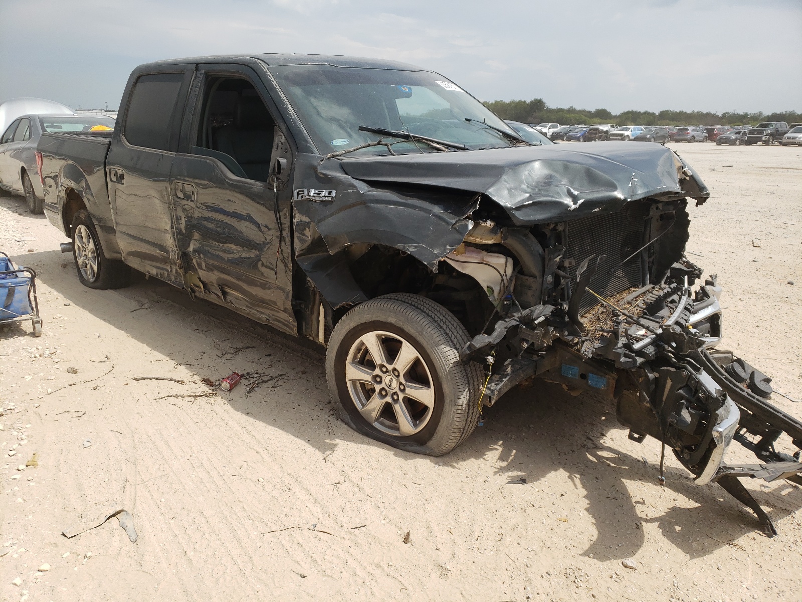 FORD F150 SUPER 2018 with VIN 1FTEW1CP0JKD92129 - Photo from auction