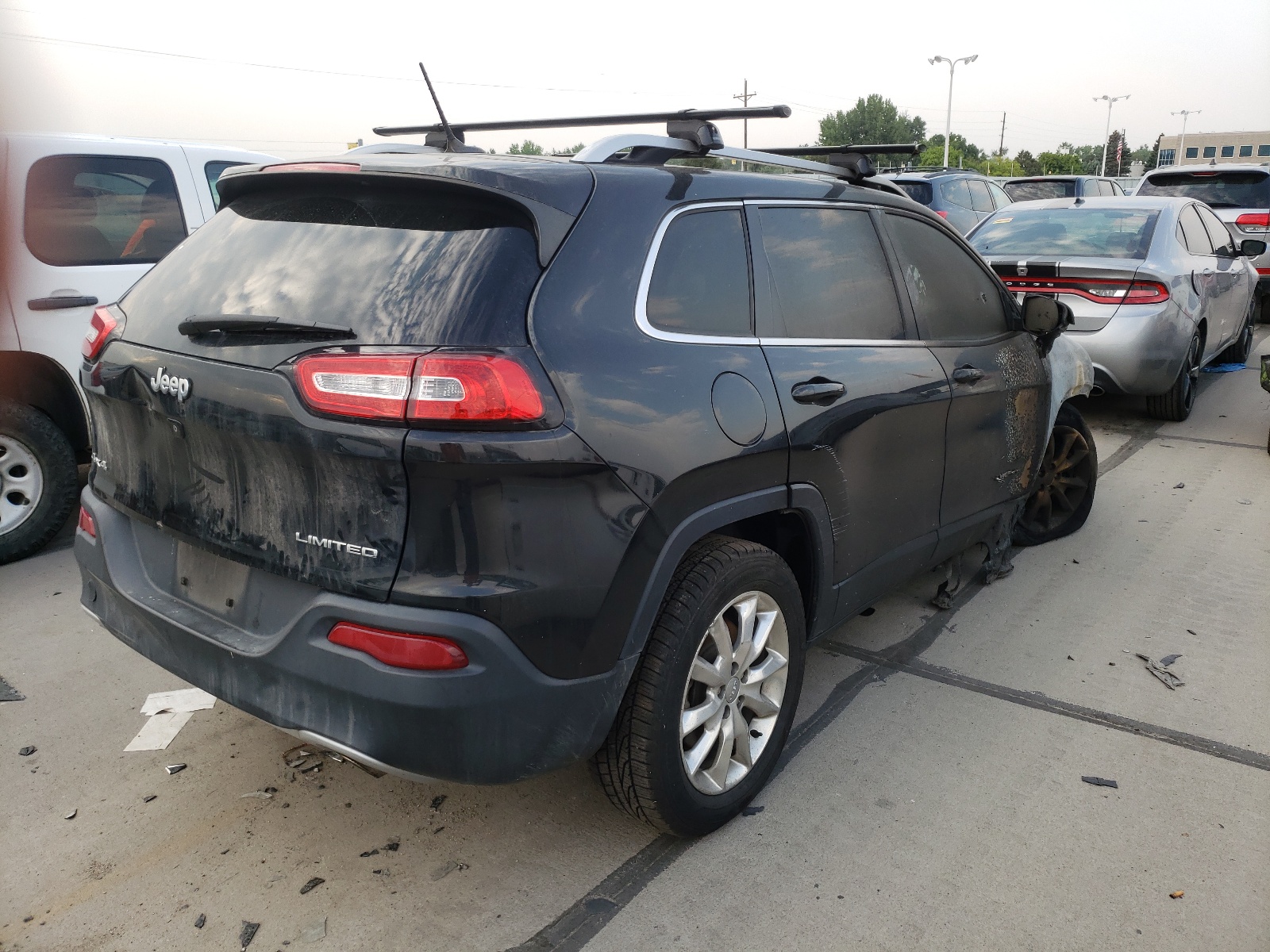 Photo 4 from auction – 2014 JEEP CHEROKEE L with VIN 1C4PJMDS4EW280850