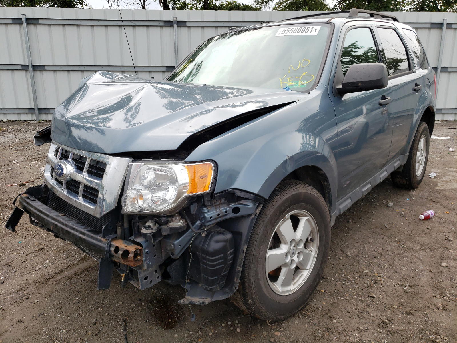 Photo 2 from auction – 2012 FORD ESCAPE XLT with VIN 1FMCU0D79CKB10817