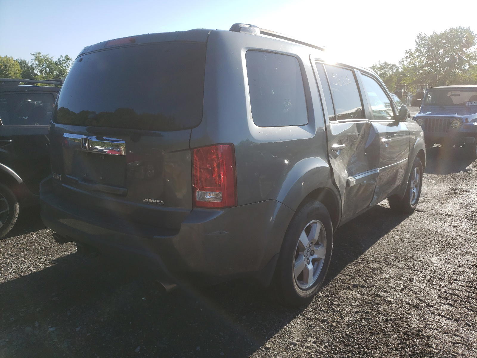 Photo 4 from auction – 2009 HONDA PILOT EXL with VIN 5FNYF485X9B035586