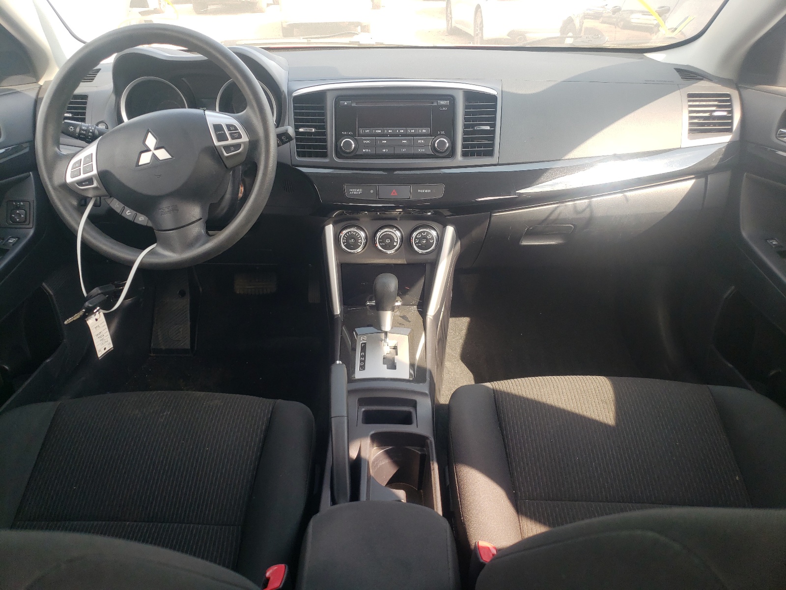 Photo 9 from auction – 2016 MITSUBISHI LANCER ES with VIN JA32U2FU6GU000931