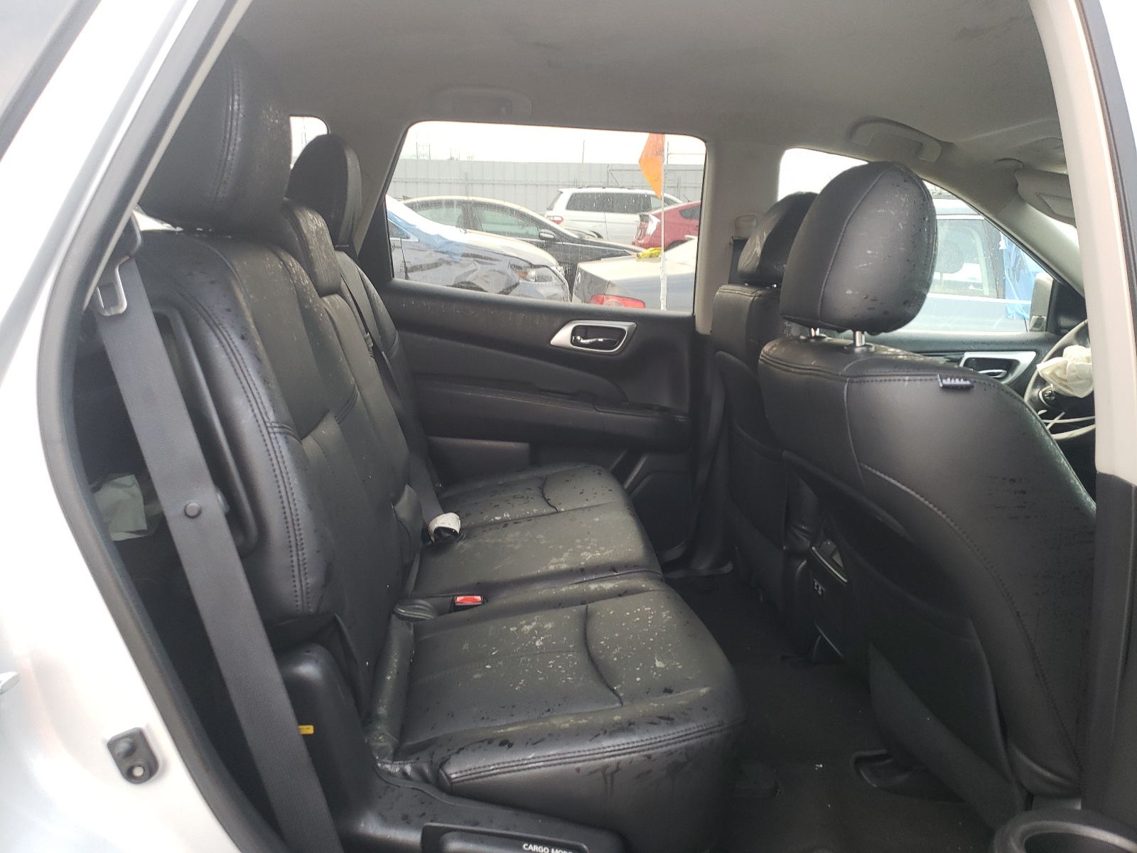Photo 6 from auction – 2019 NISSAN PATHFINDER with VIN 5N1DR2MM9KC617846