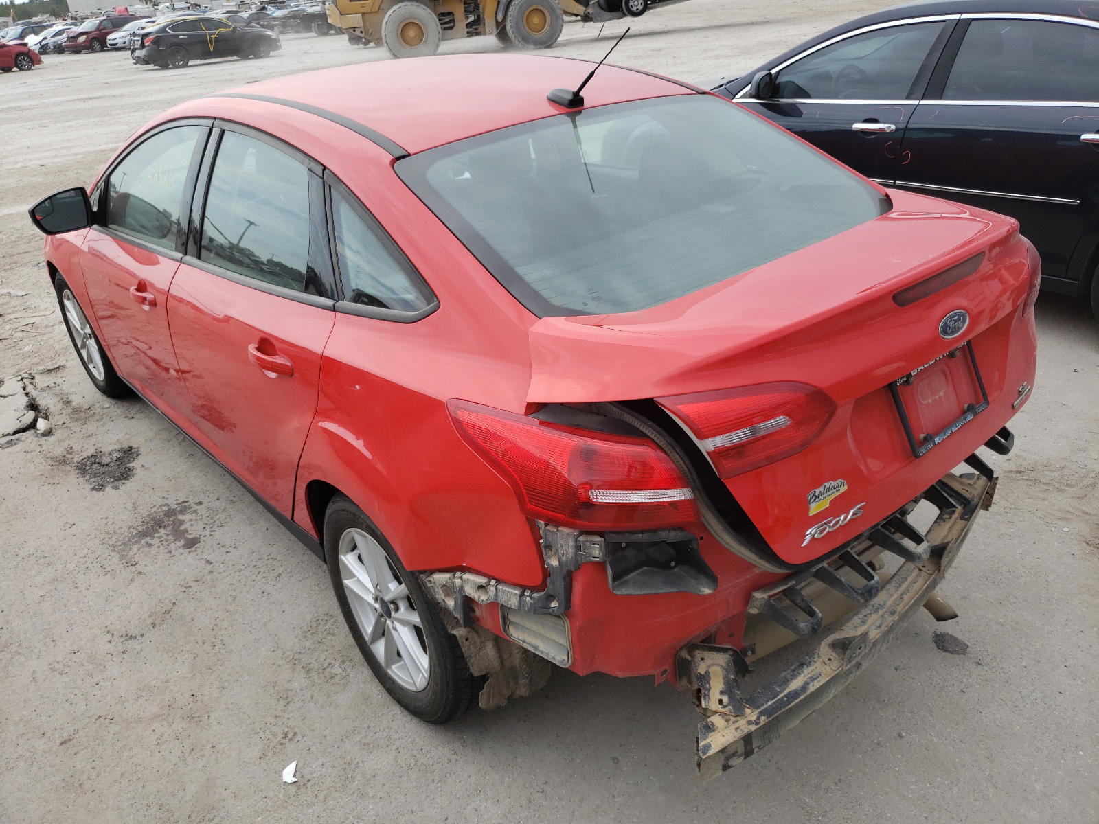 Photo 3 from auction – 2015 FORD FOCUS SE with VIN 1FADP3F20FL276215