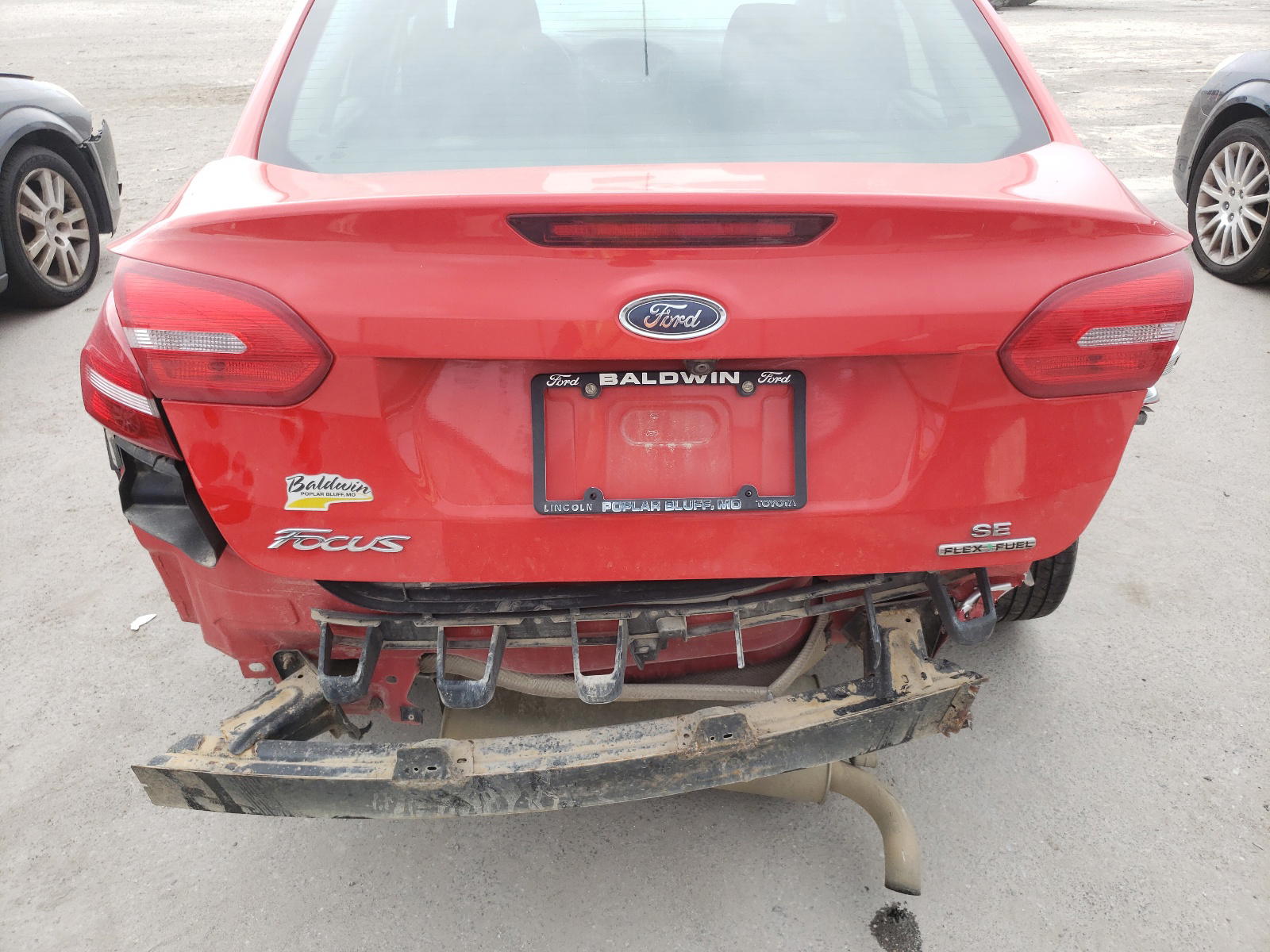 Photo 9 from auction – 2015 FORD FOCUS SE with VIN 1FADP3F20FL276215