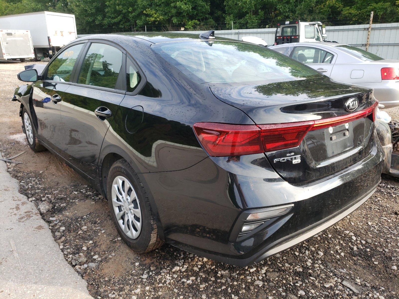 Photo 3 from auction – 2019 KIA FORTE FE with VIN 3KPF24AD5KE088521