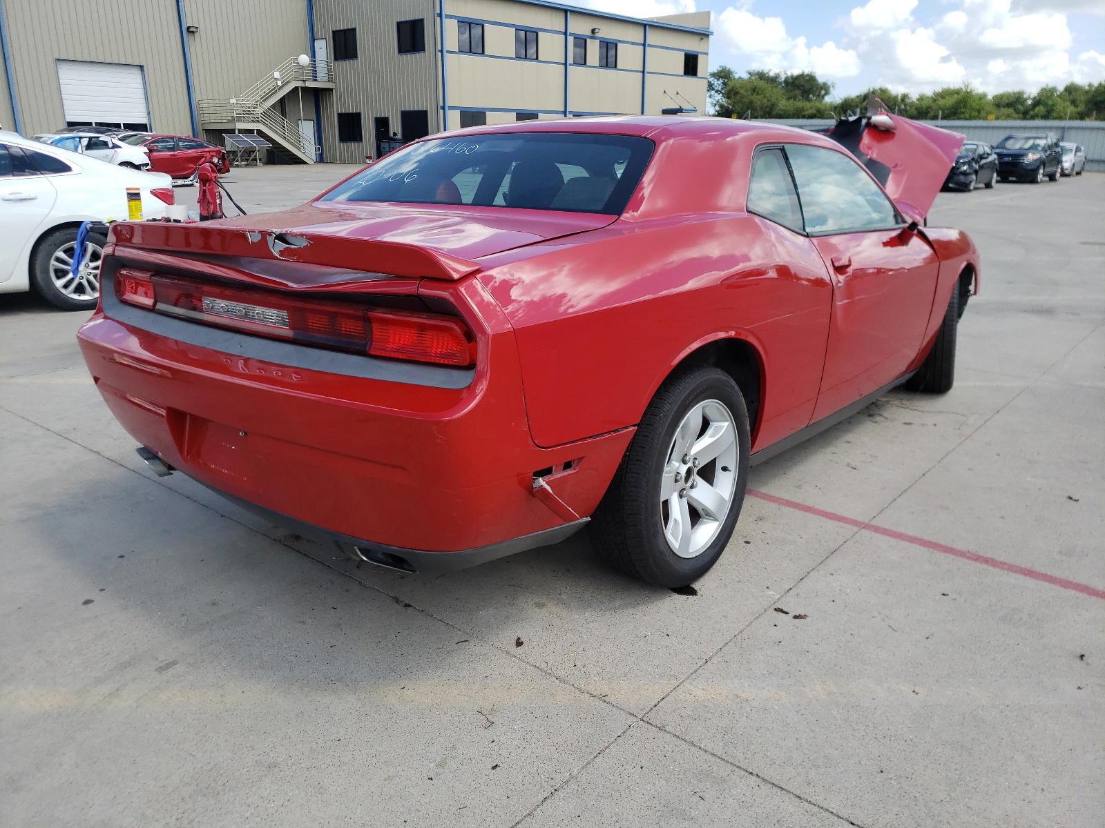 Photo 4 from auction – 2013 DODGE CHALLENGER with VIN 2C3CDYAG1DH662770
