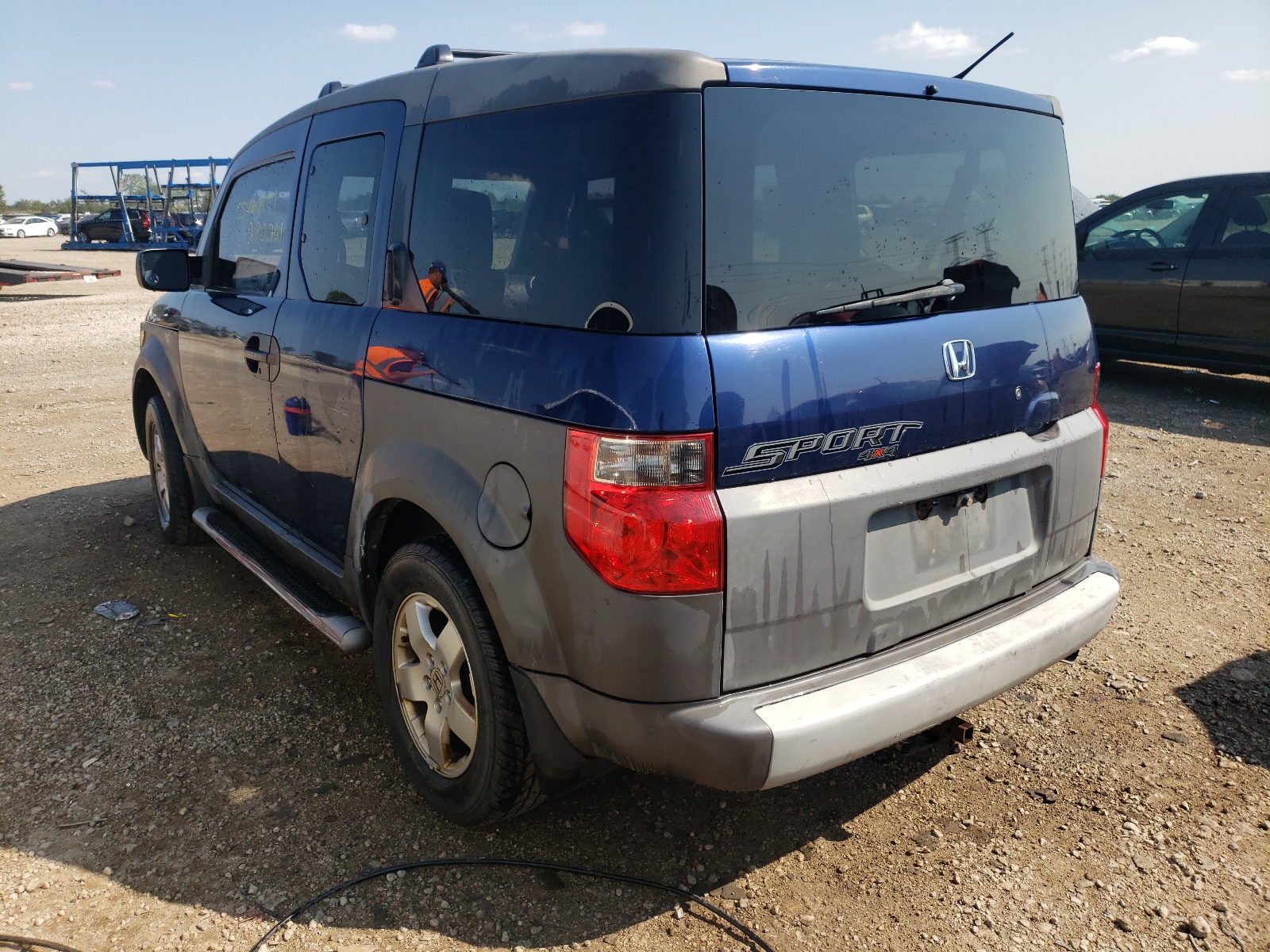 Photo 3 from auction – 2003 HONDA ELEMENT EX with VIN 5J6YH28523L029116