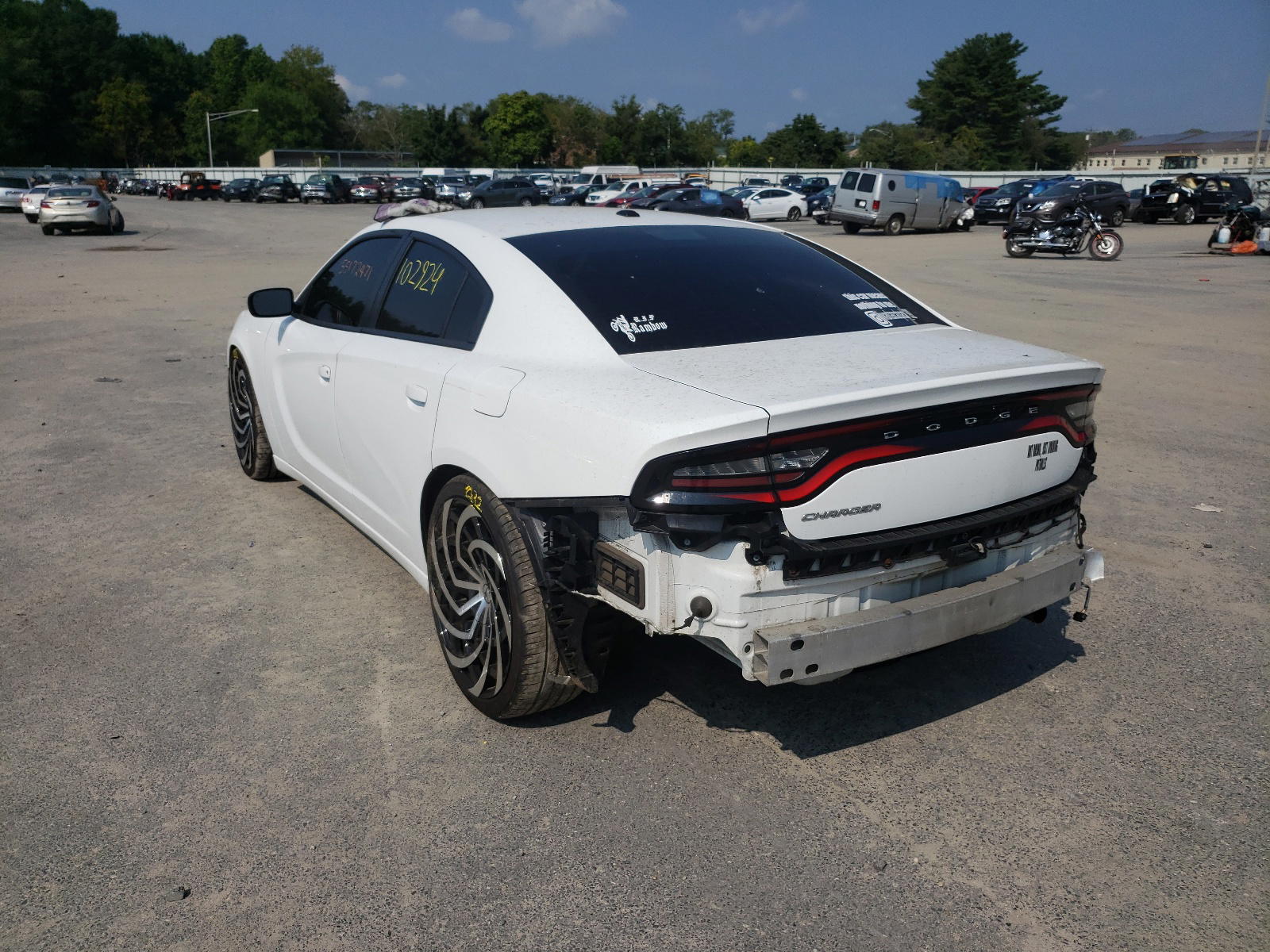 Photo 3 from auction – 2016 DODGE CHARGER SE with VIN 2C3CDXBG5GH173706