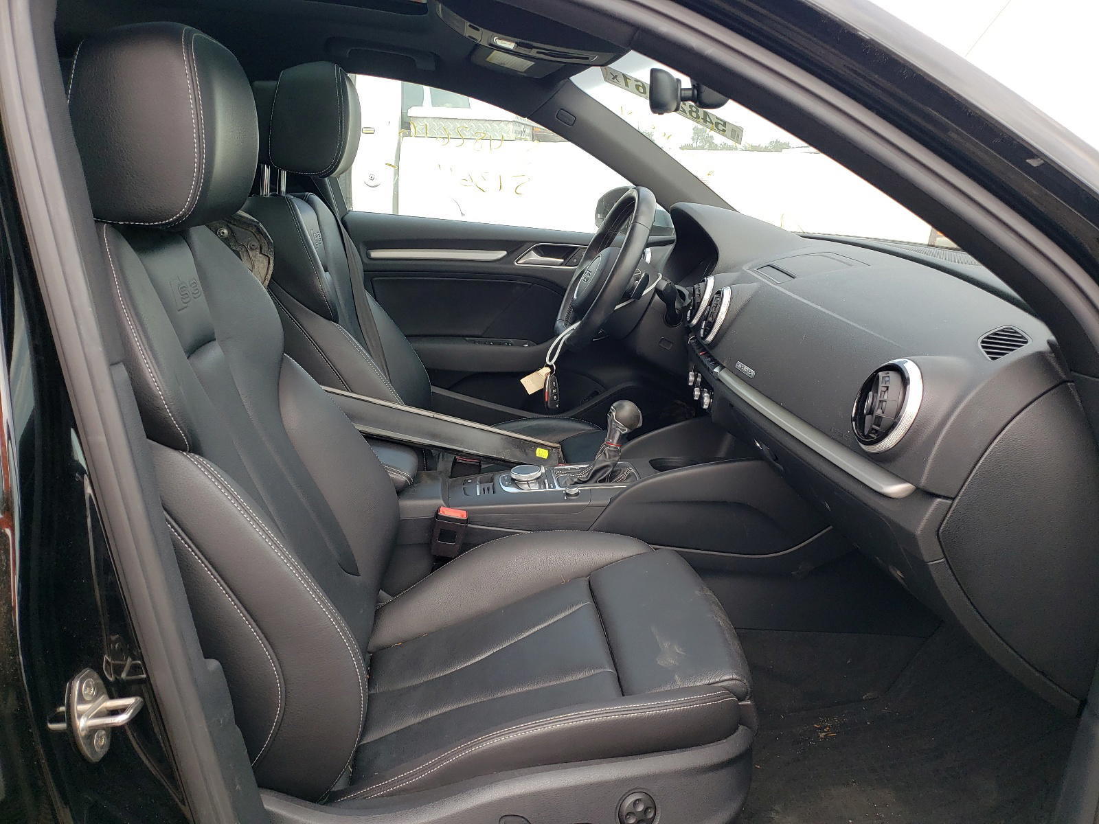 Photo 5 from auction – 2016 AUDI S3 PREMIUM with VIN WAUB1GFF9G1118222