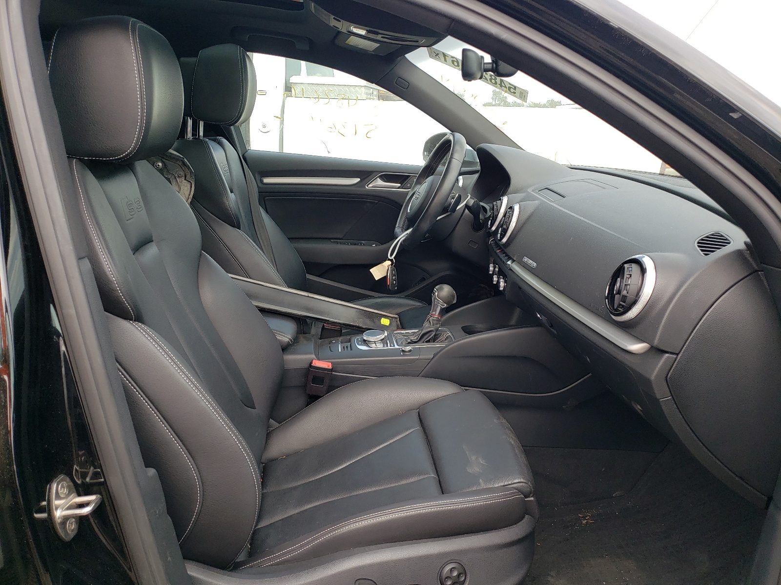 Zdjęcie 5 z aukcji – 2016 AUDI S3 PREMIUM z VIN WAUB1GFF9G1118222