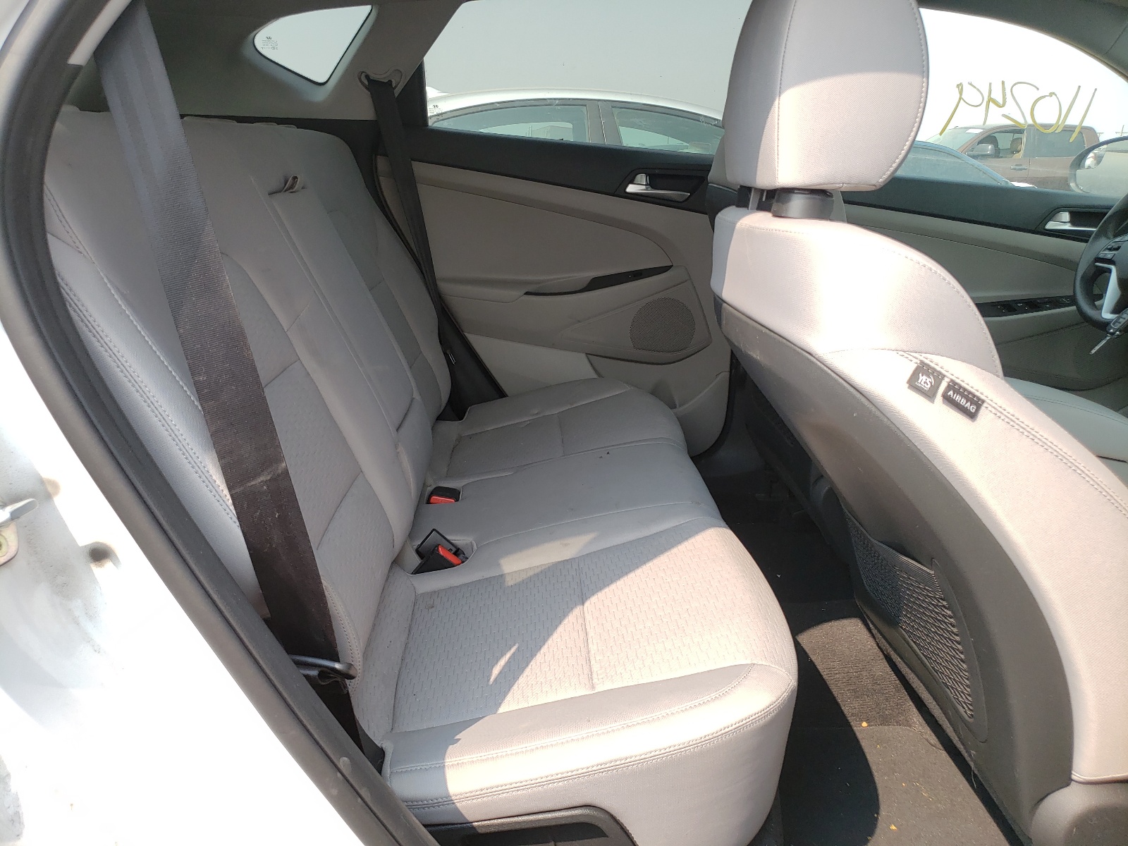 Photo 6 from auction – 2019 HYUNDAI TUCSON SE with VIN KM8J2CA47KU953250
