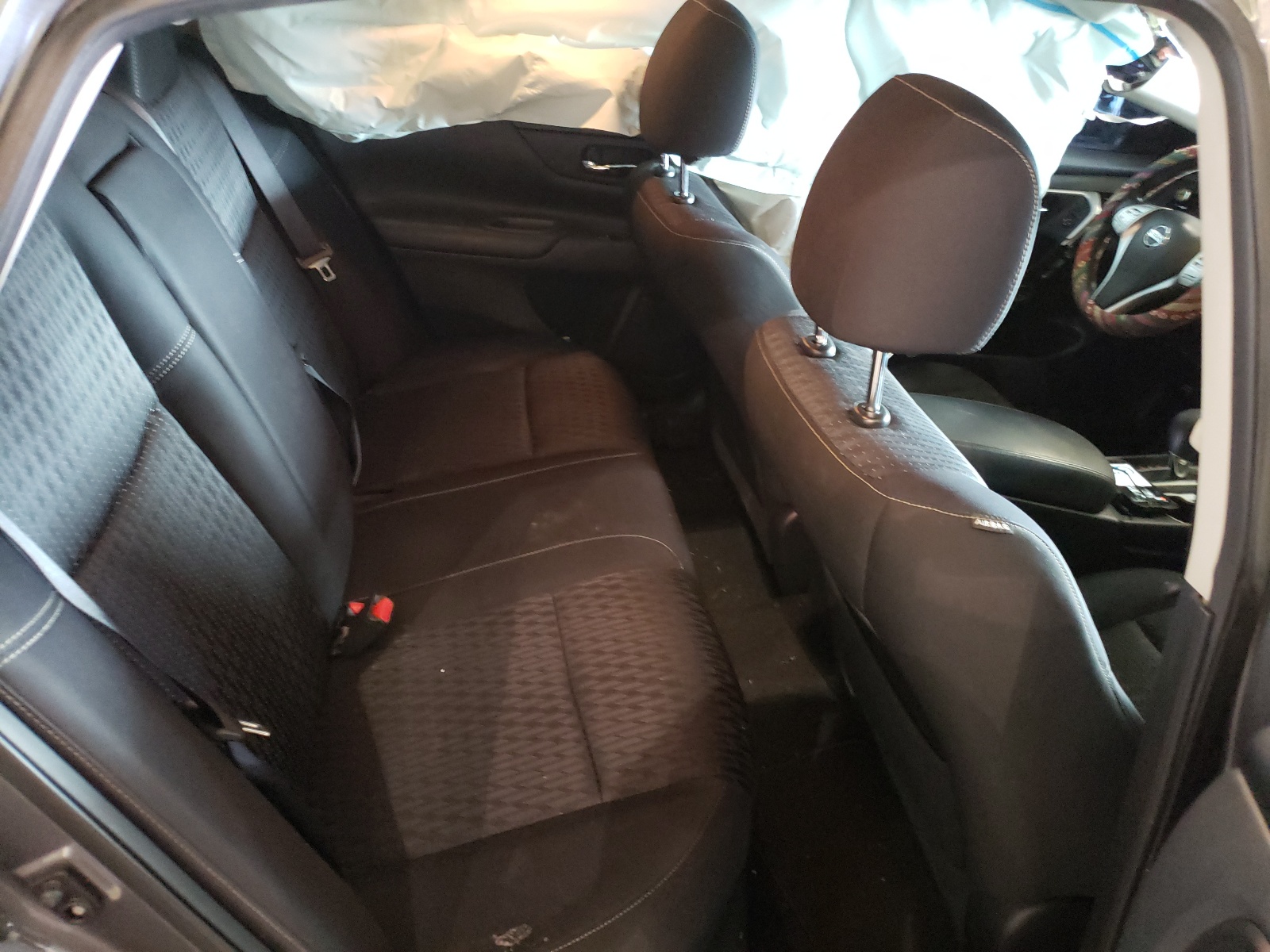 Photo 6 from auction – 2016 NISSAN ALTIMA 2.5 with VIN 1N4AL3AP4GN382741
