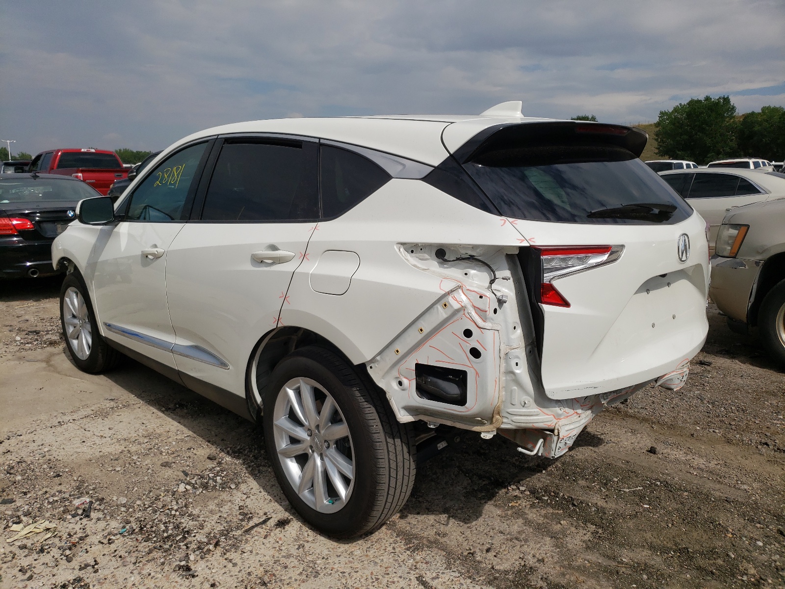 Photo 3 from auction – 2019 ACURA RDX with VIN 5J8TC2H35KL010962