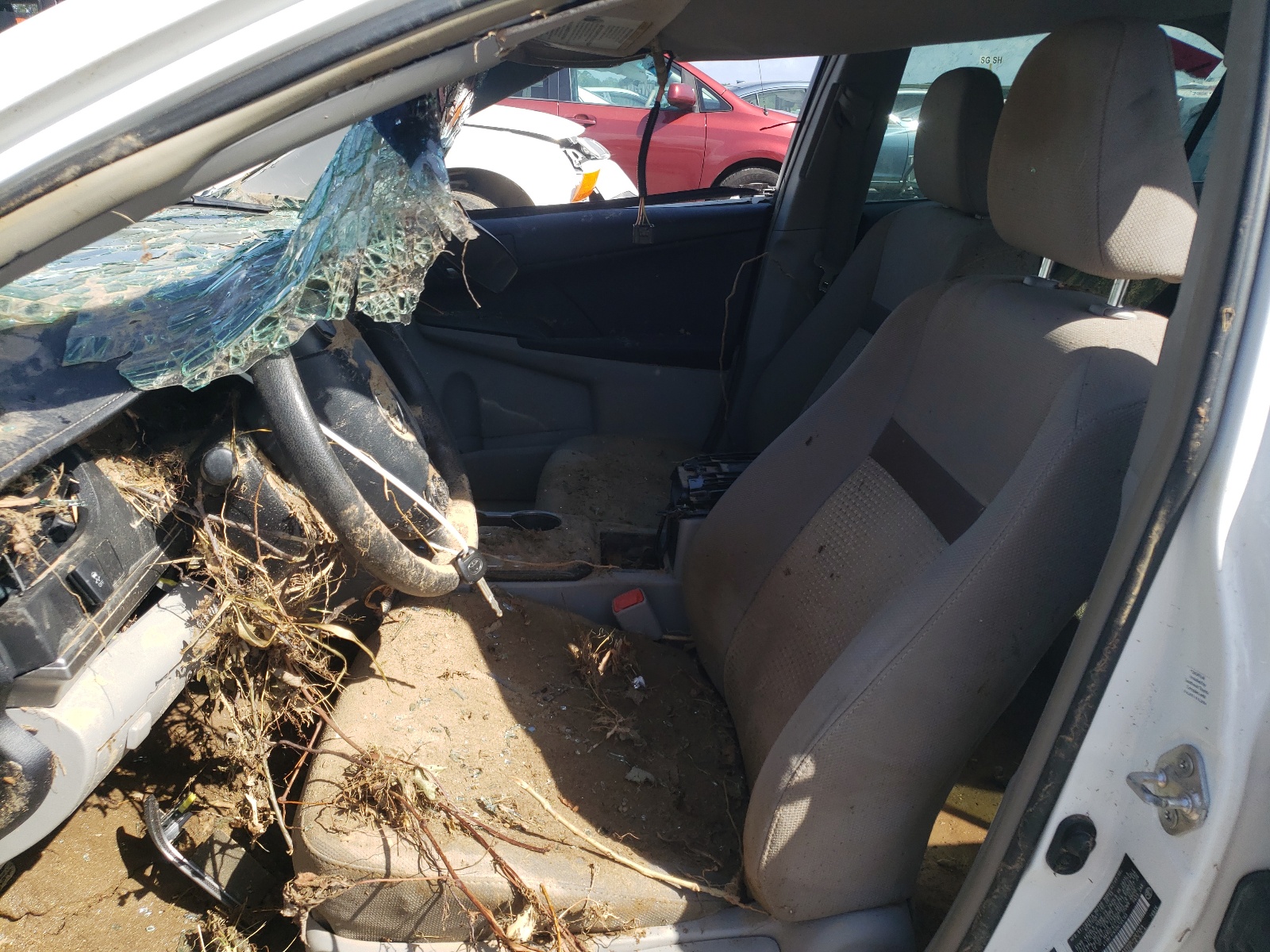 Photo 5 from auction – 2013 TOYOTA CAMRY L with VIN 4T1BF1FK5DU705165