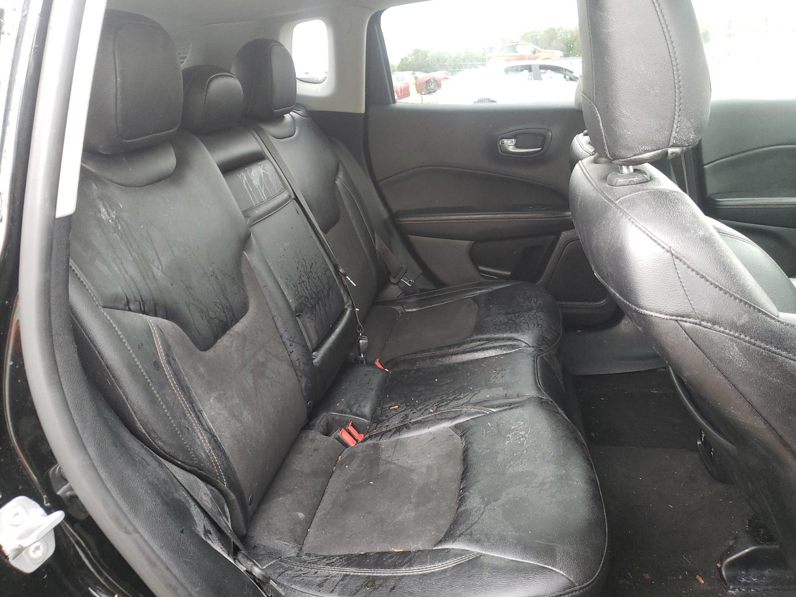 Photo 6 from auction – 2018 JEEP COMPASS LA with VIN 3C4NJDBB2JT179168