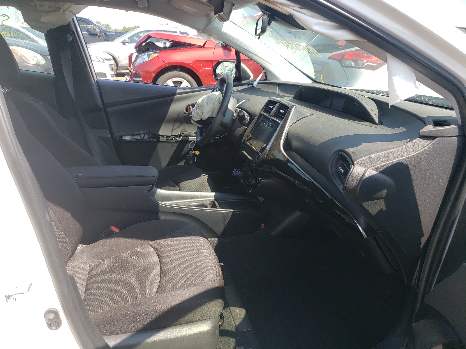 Photo 5 from auction – 2019 TOYOTA PRIUS with VIN JTDKARFU1K3069396