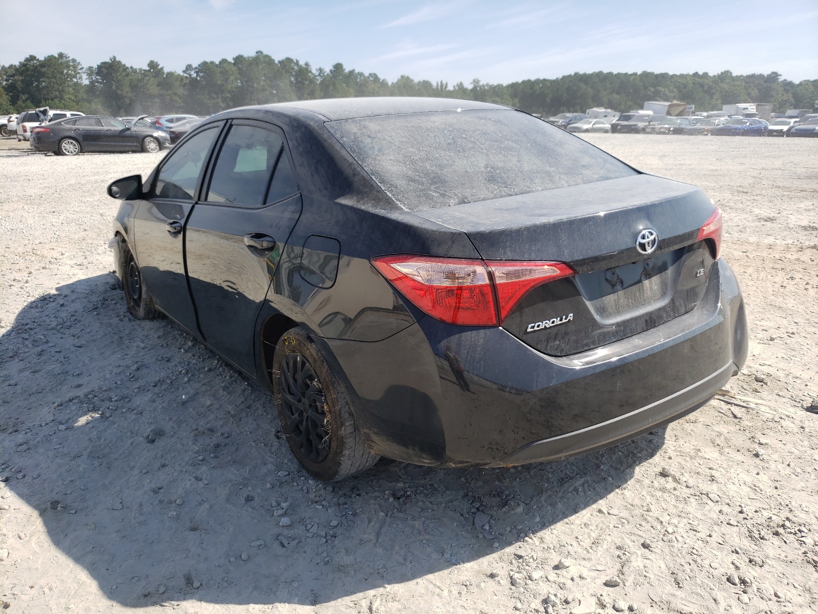 Photo 3 from auction – 2018 TOYOTA COROLLA L with VIN 5YFBURHE0JP823634