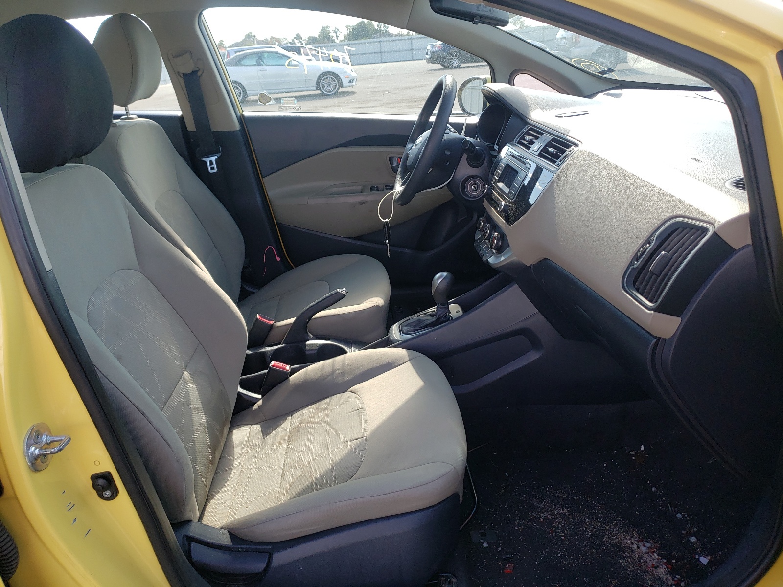 Photo 5 from auction – 2016 KIA RIO LX with VIN KNADM4A38G6577322