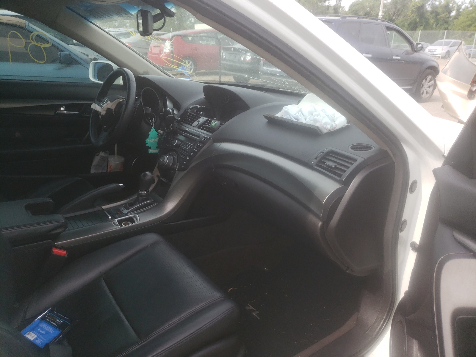 Фото 5 с аукциона – 2013 ACURA TL TECH с VIN 19UUA8F55DA013733