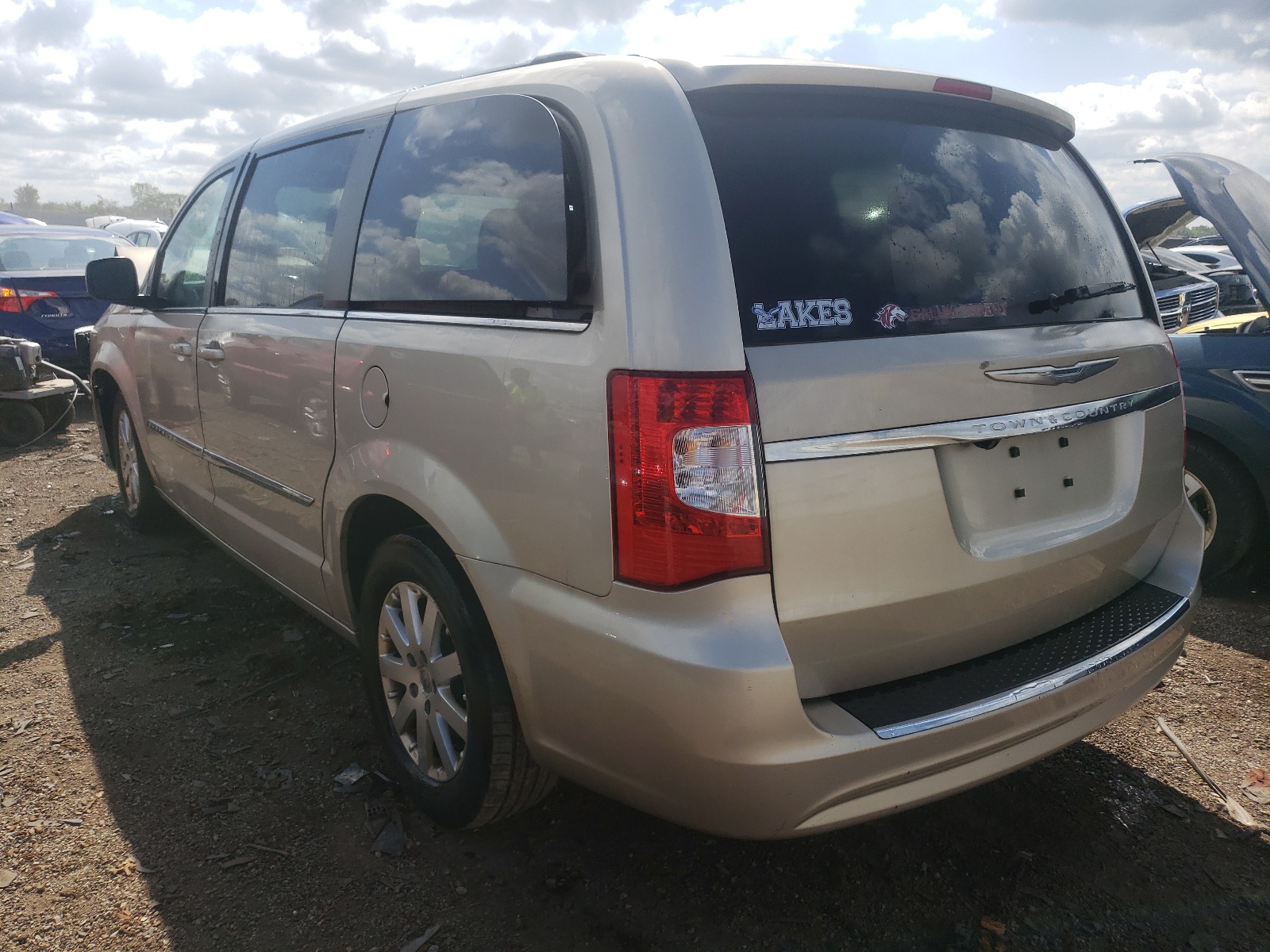 Photo 3 from auction – 2012 CHRYSLER TOWN & COU with VIN 2C4RC1BG3CR345581