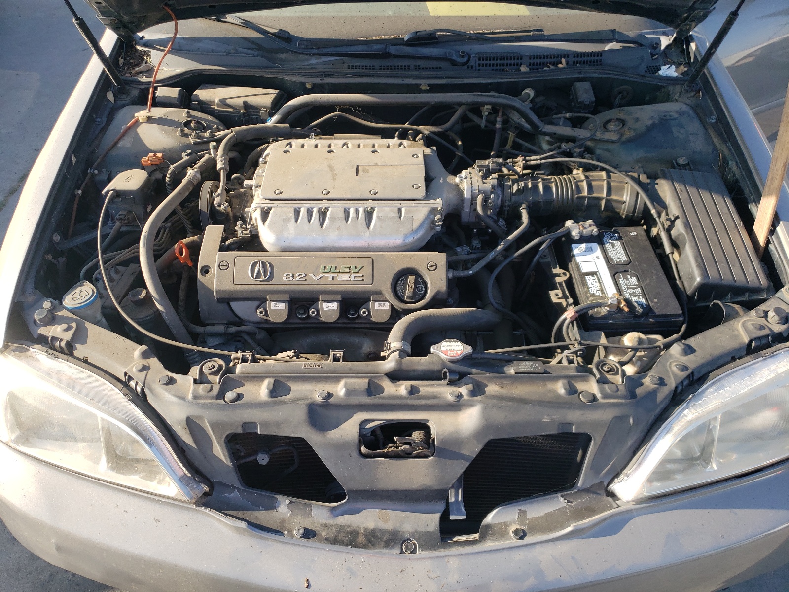 Photo 7 from auction – 2000 ACURA 3.2TL with VIN 19UUA5675YA007498
