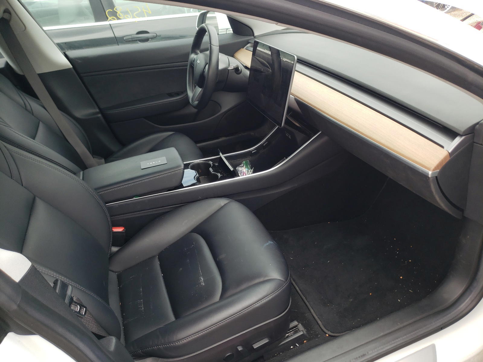 Photo 5 from auction – 2018 TESLA MODEL 3 with VIN 5YJ3E1EA3JF018405