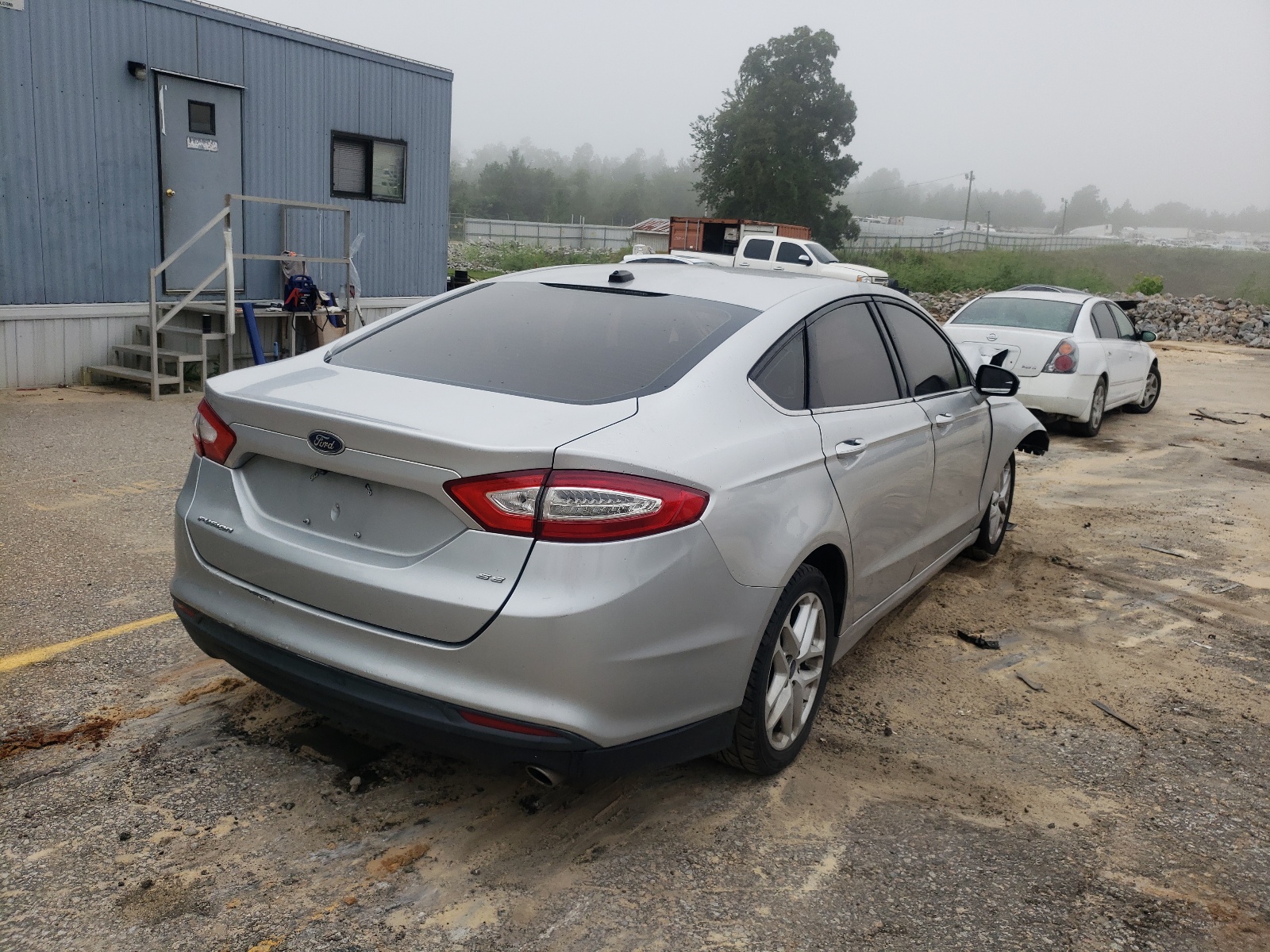 Photo 4 from auction – 2015 FORD FUSION SE with VIN 3FA6P0H73FR177017