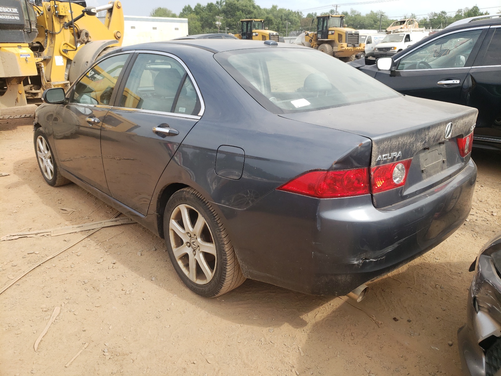 Photo 3 from auction – 2005 ACURA TSX with VIN JH4CL96995C001778