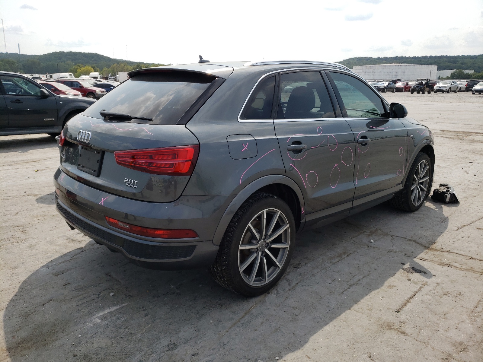 Photo 4 from auction – 2018 AUDI Q3 PREMIUM with VIN WA1JCCFS3JR020336