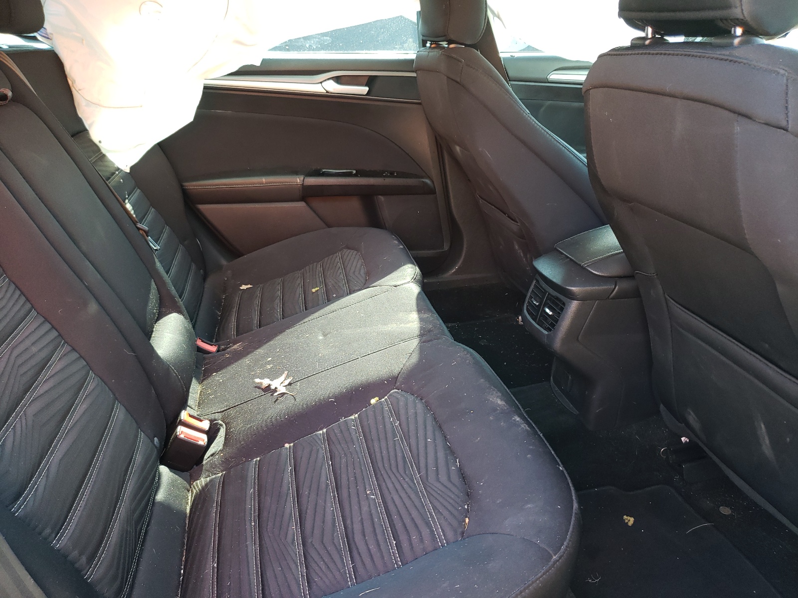 Photo 6 from auction – 2016 FORD FUSION SE with VIN 1FA6P0H77G5131064