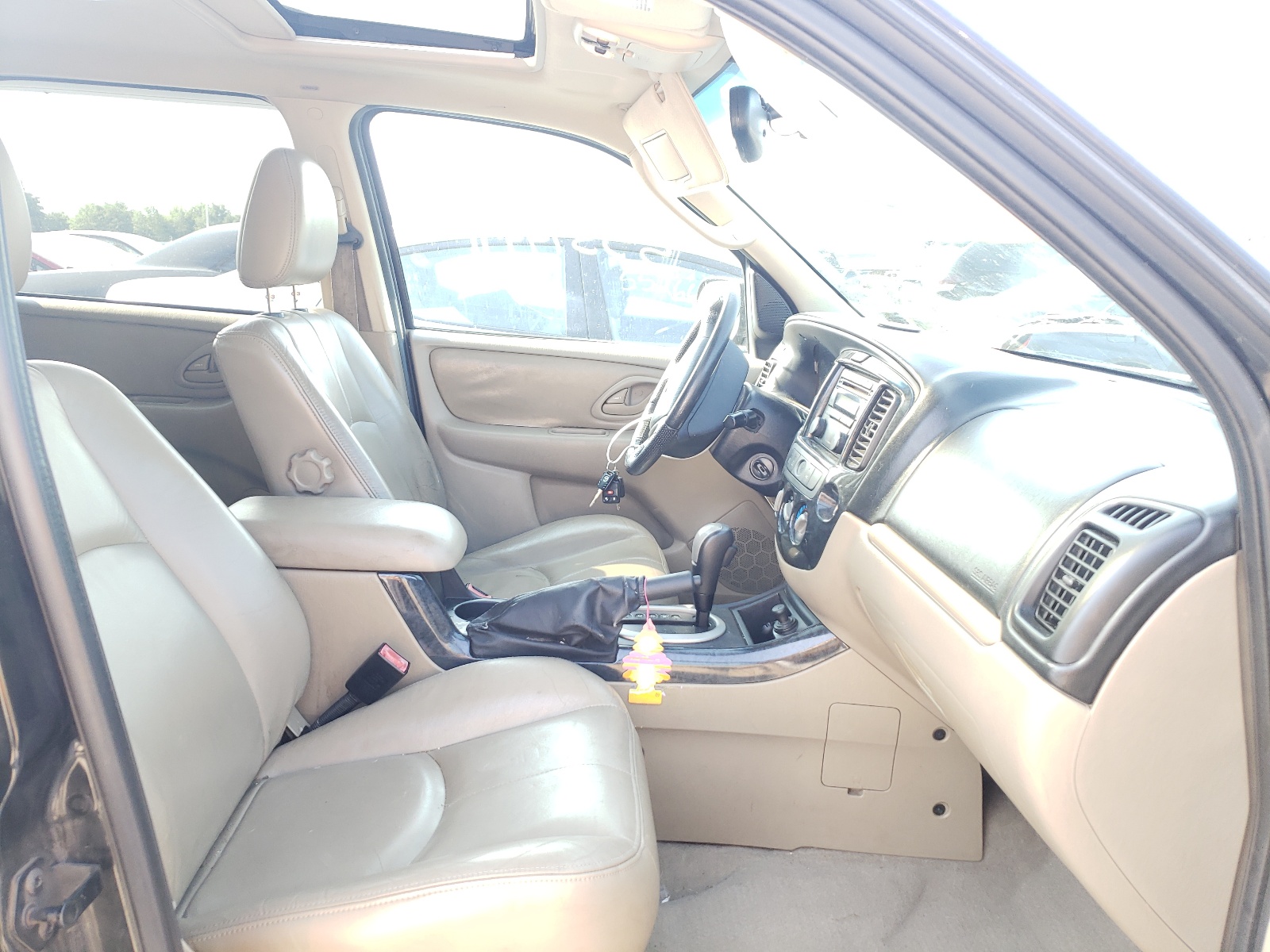 Zdjęcie 5 z aukcji – 2005 MAZDA TRIBUTE S z VIN 4F2CZ96165KM04245