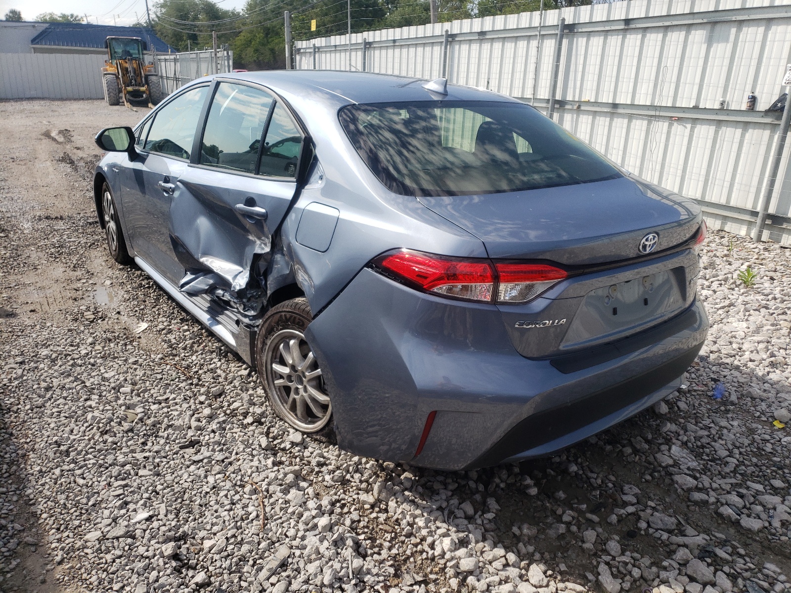 Photo 3 from auction – 2021 TOYOTA COROLLA LE with VIN JTDEAMDE1MJ021519